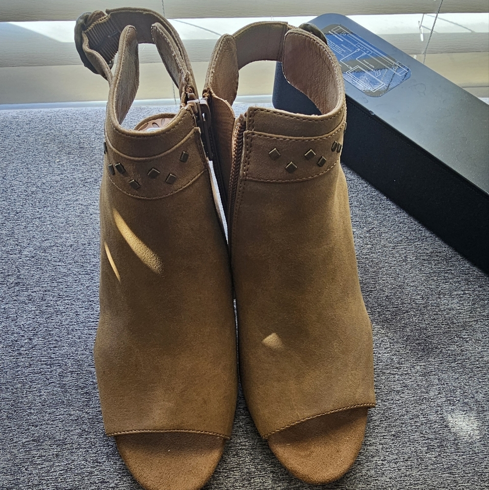 BearTraps Reining Women's Bootie Sz. 7.5 Cognac